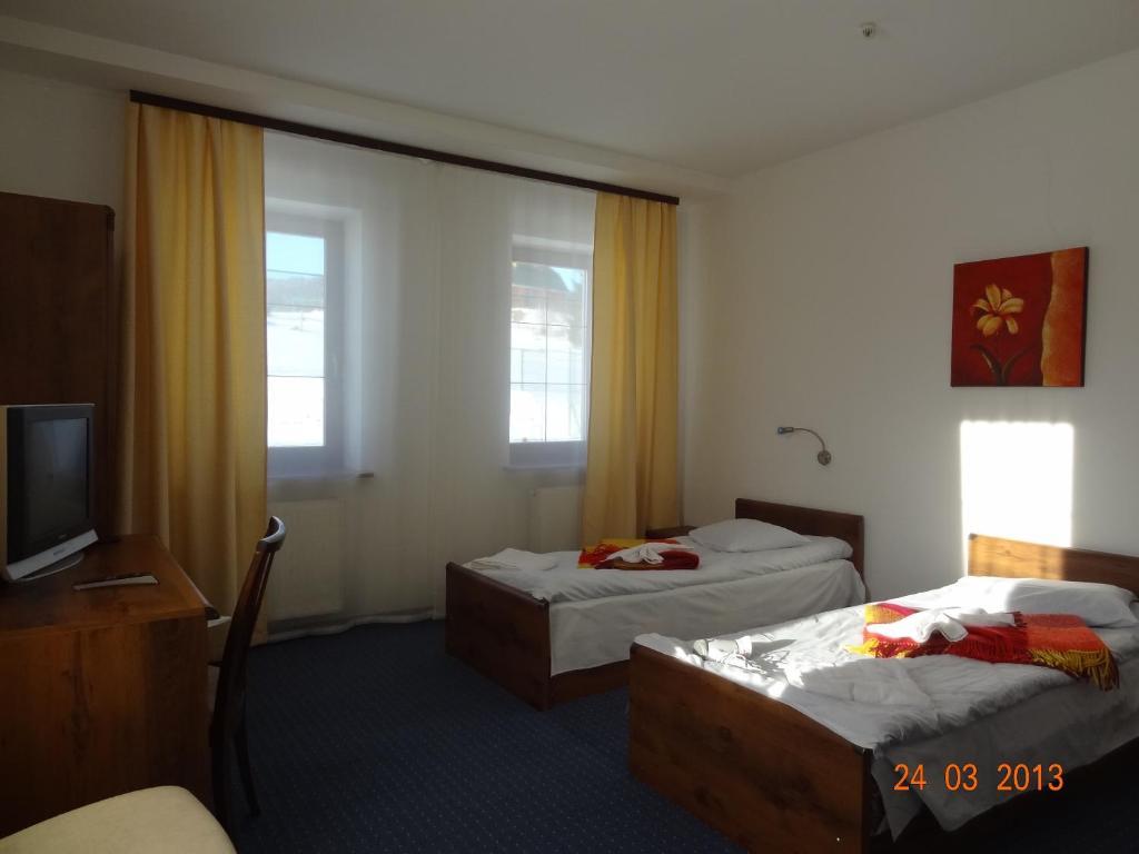 Alpenhof Pansion Hotel Slavske Room photo